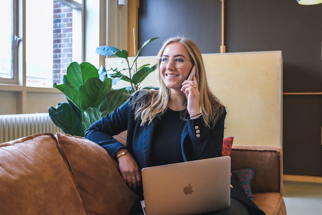 Student talking with an admissions advisor on a phone call